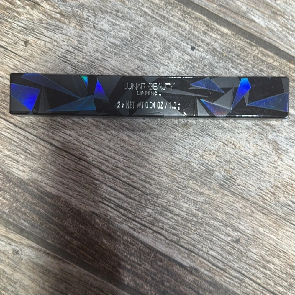 Dual Lip Pencil​​